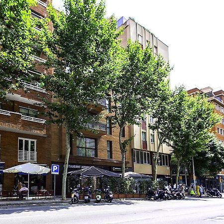 Short Stay Group Camp Nou Serviced Apartments Barcelona Eksteriør billede