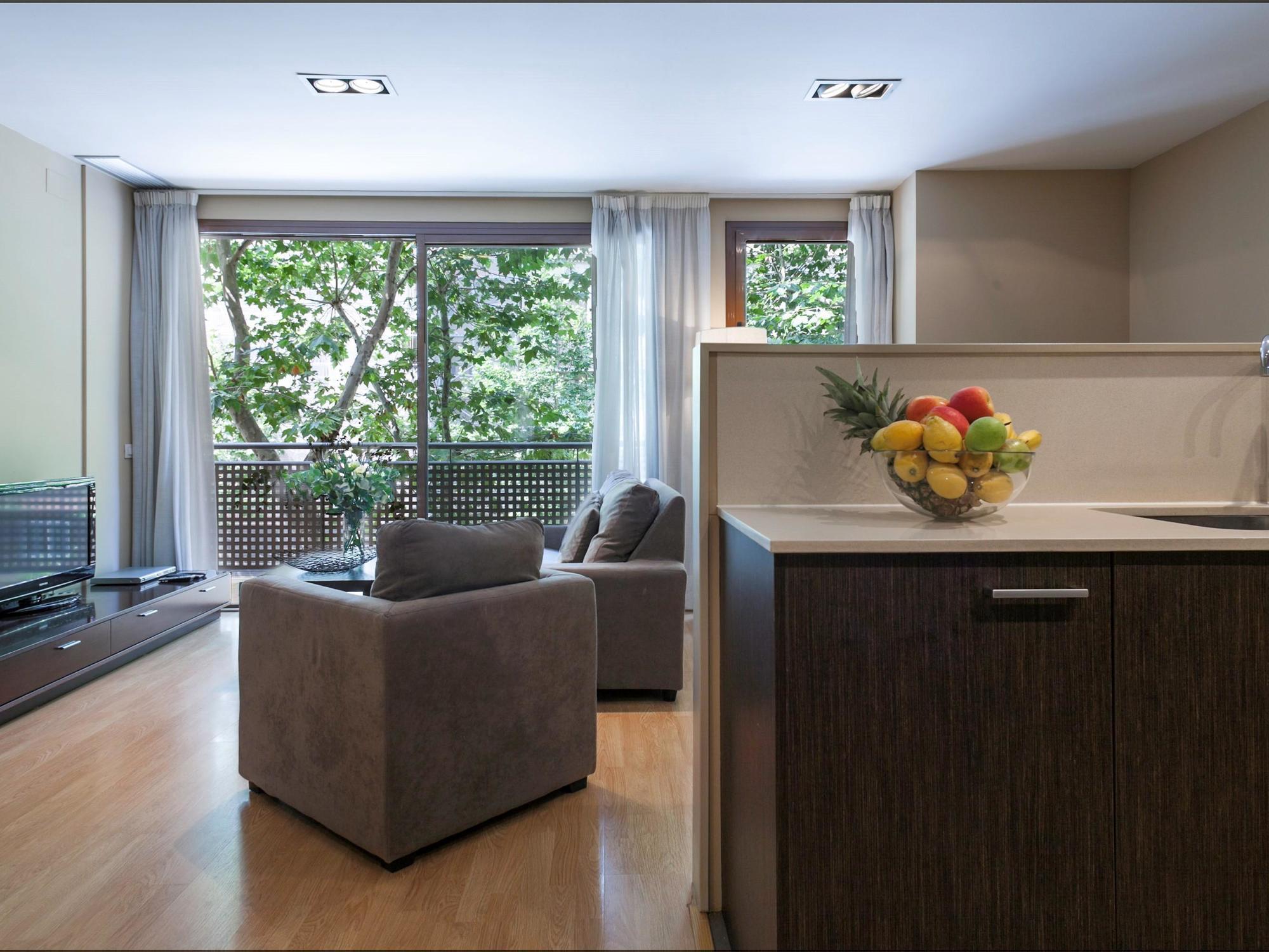 Short Stay Group Camp Nou Serviced Apartments Barcelona Eksteriør billede