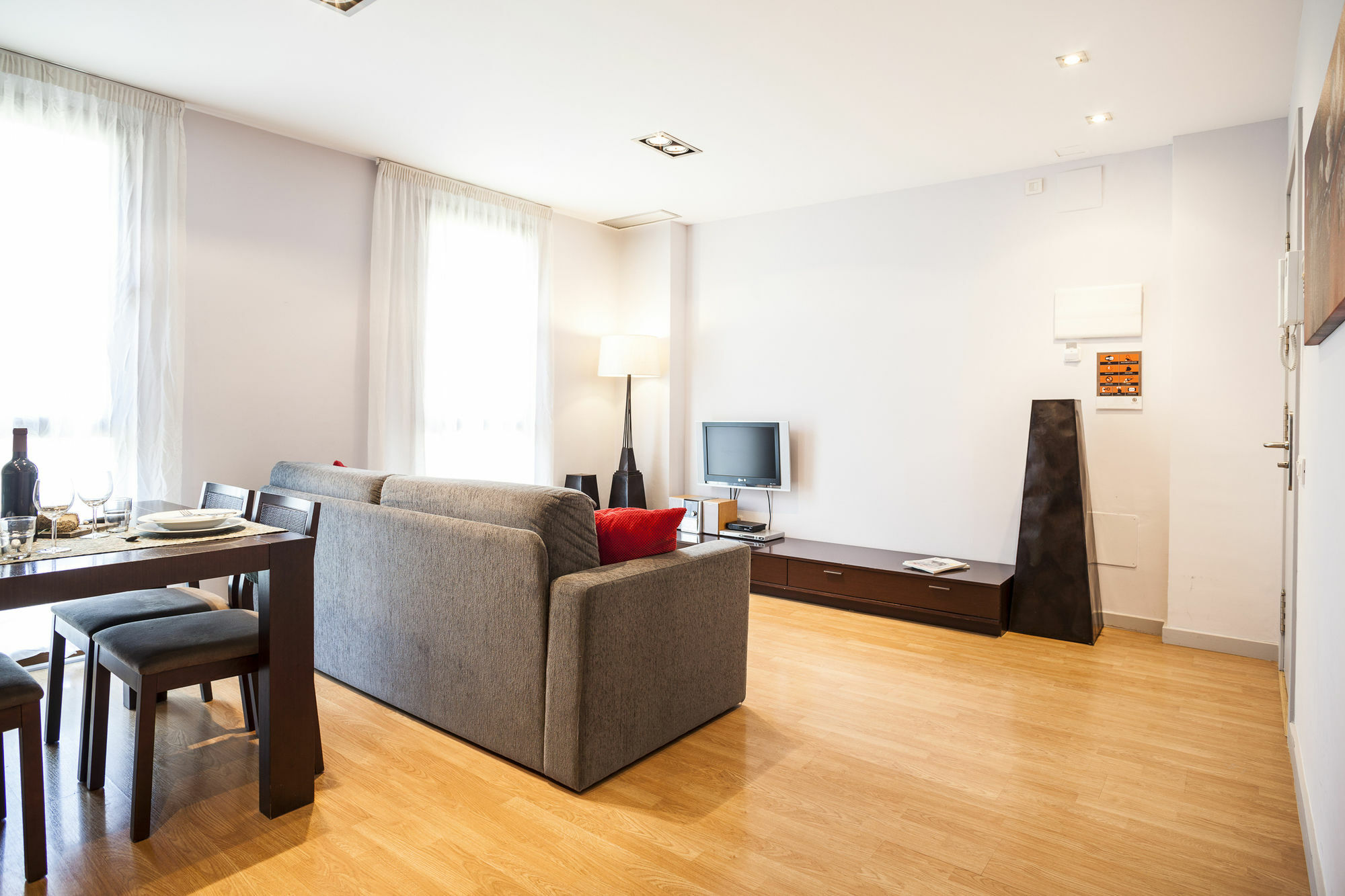 Short Stay Group Camp Nou Serviced Apartments Barcelona Eksteriør billede