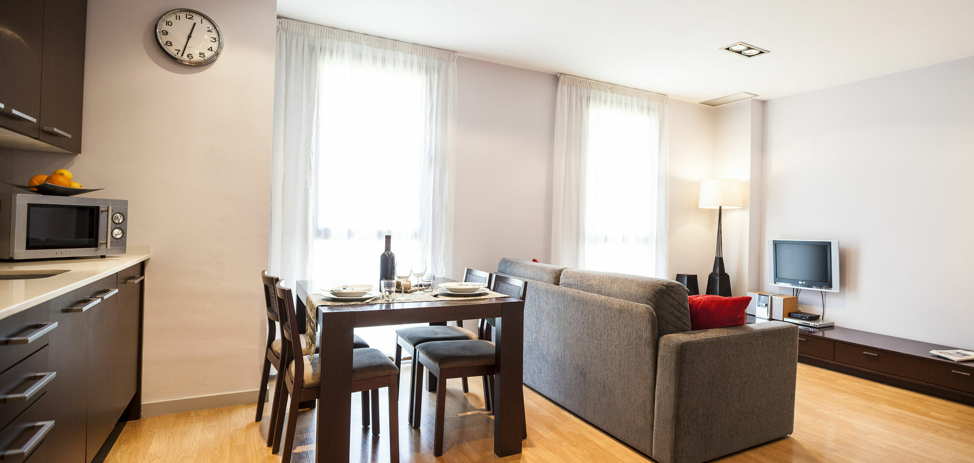 Short Stay Group Camp Nou Serviced Apartments Barcelona Eksteriør billede
