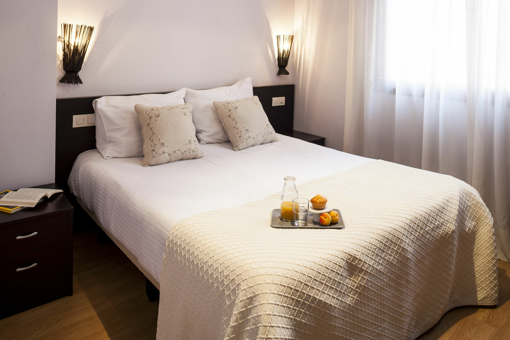 Short Stay Group Camp Nou Serviced Apartments Barcelona Eksteriør billede